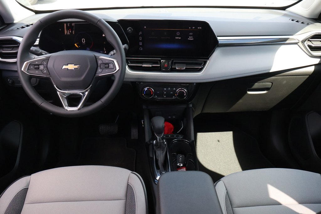 2026 Chevrolet Trailblazer LT in Terrebonne, Quebec - 10 - w1024h768px