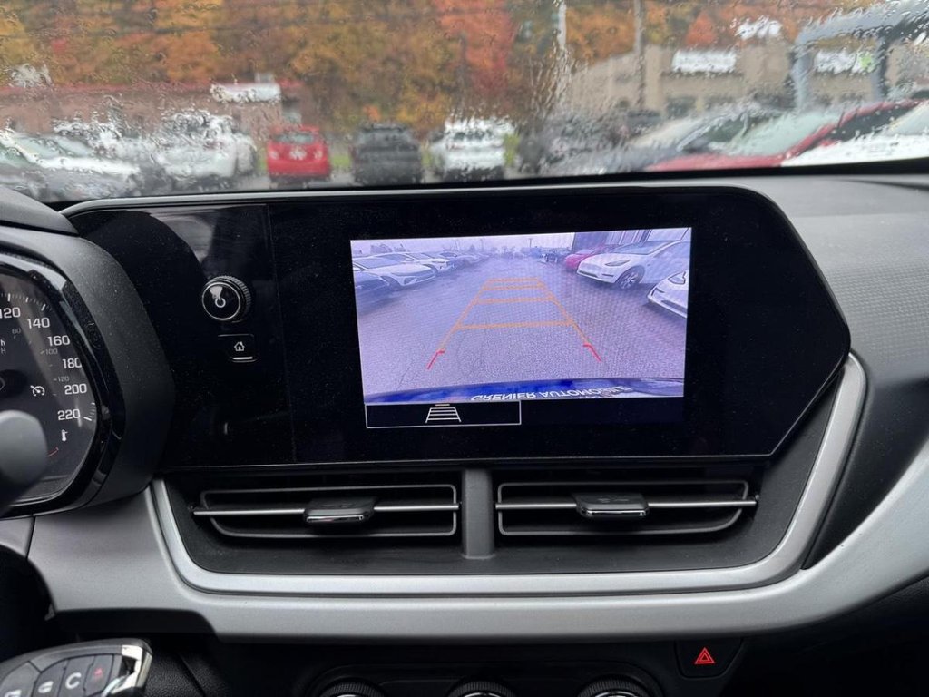 2024 Chevrolet Trax LS Air CLimatisé * Bas Kilométrage in Terrebonne, Quebec - 14 - w1024h768px