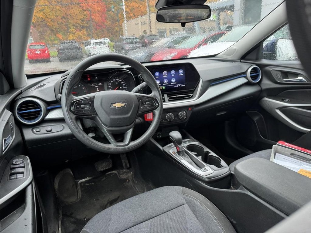 2024 Chevrolet Trax LS Air CLimatisé * Bas Kilométrage in Terrebonne, Quebec - 10 - w1024h768px