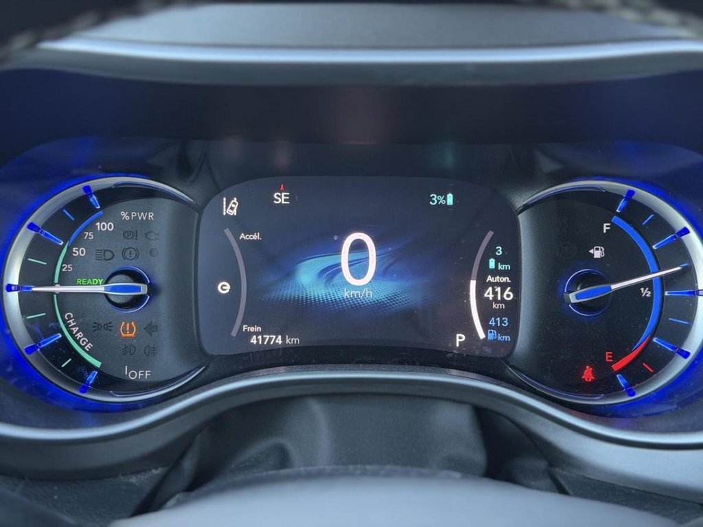 2022 Chrysler Pacifica Hybrid Touring L Cuir Bas Kilométrage in Terrebonne, Quebec - 13 - w1024h768px