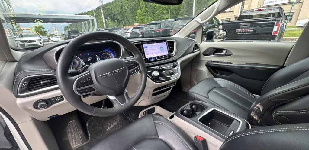 Chrysler Pacifica Touring-L Caméra De Recul 2024 à Terrebonne, Québec - 11 - w1024h768px
