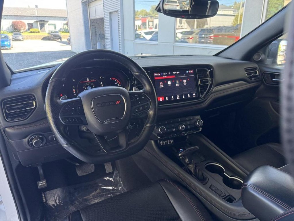 2025 Dodge Durango R/T Cuir Toit Ouvrant in Terrebonne, Quebec - 11 - w1024h768px