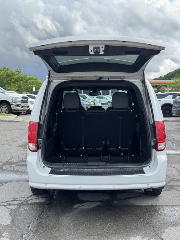 2020 Dodge Grand Caravan Premium Plus Sto'n'Go in Terrebonne, Quebec - 16 - w1024h768px