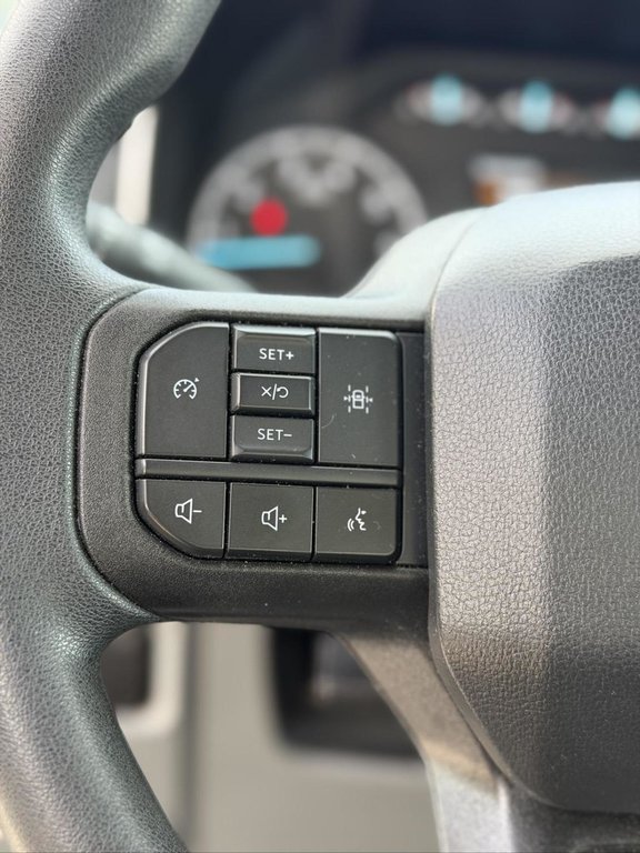 2023 Ford F-150 XLT XTR Supercrew Bas Kilométrage in Terrebonne, Quebec - 10 - w1024h768px