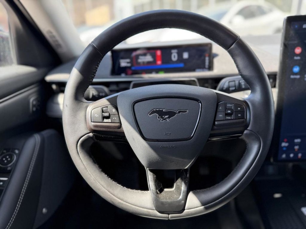 Ford Mustang Mach-E Premium AWD Cuir Navigation 2021 à Terrebonne, Québec - 19 - w1024h768px