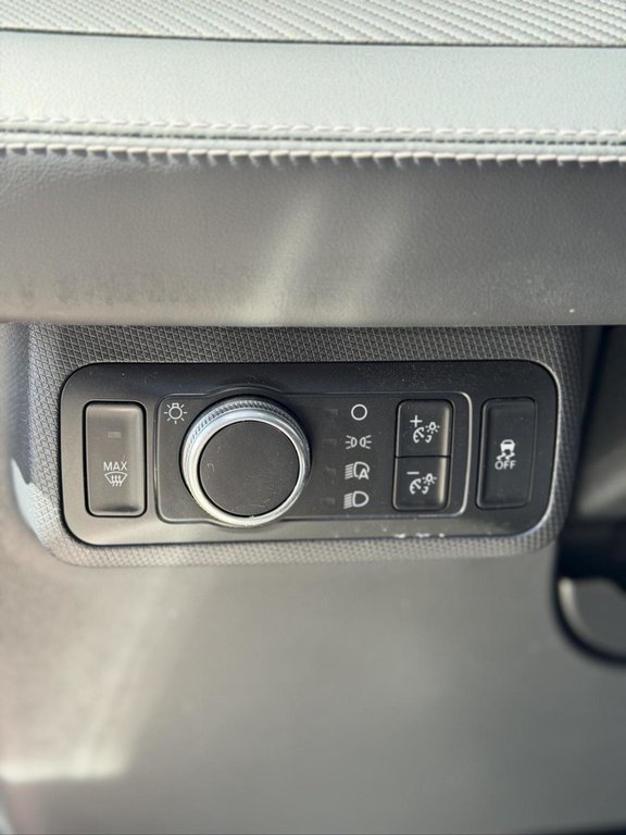 Ford Mustang Mach-E Premium AWD Cuir Navigation 2021 à Terrebonne, Québec - 11 - w1024h768px