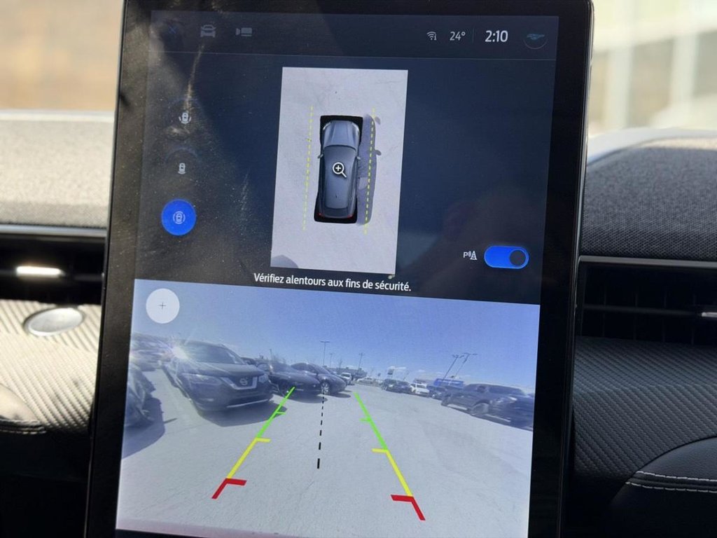 Ford Mustang Mach-E Premium AWD Cuir Navigation 2021 à Terrebonne, Québec - 16 - w1024h768px