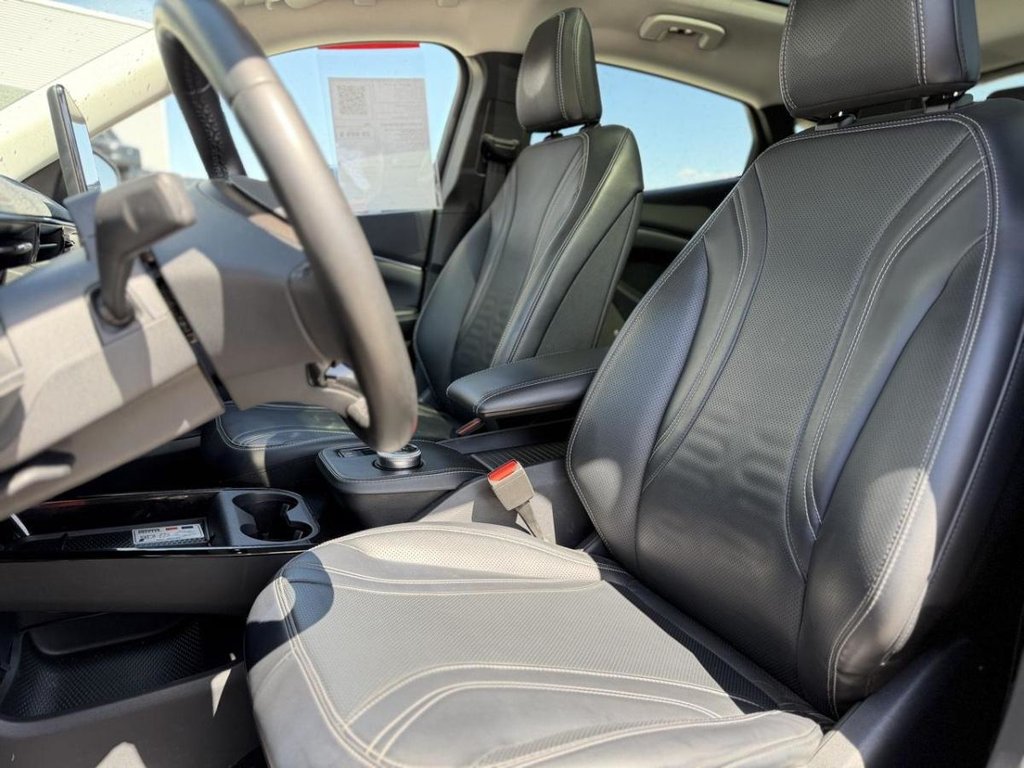 Ford Mustang Mach-E Premium AWD Cuir Navigation 2021 à Terrebonne, Québec - 10 - w1024h768px