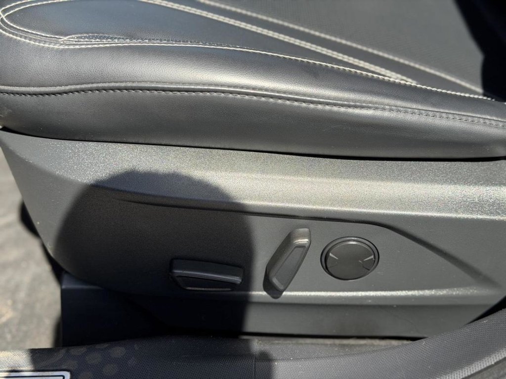 Ford Mustang Mach-E Premium AWD Cuir Navigation 2021 à Terrebonne, Québec - 9 - w1024h768px