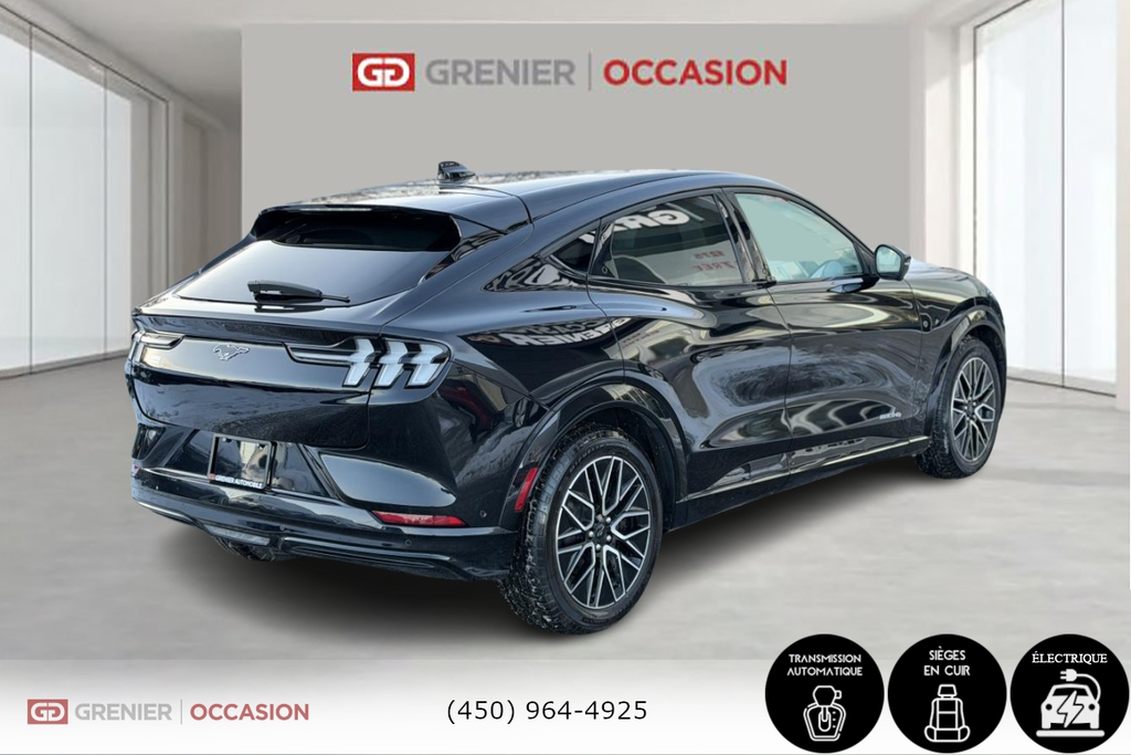 2024 Ford Mustang Mach-E Premium AWD Bas Kilométrage in Terrebonne, Quebec - 6 - w1024h768px