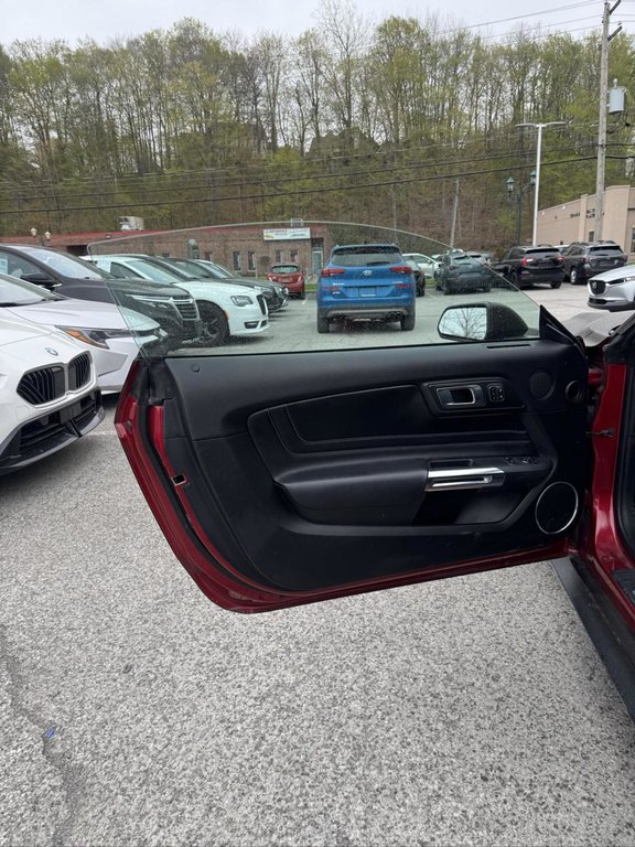 2020 Ford Mustang GT Premium 401A Performance Pack 2 in Terrebonne, Quebec - 7 - w1024h768px