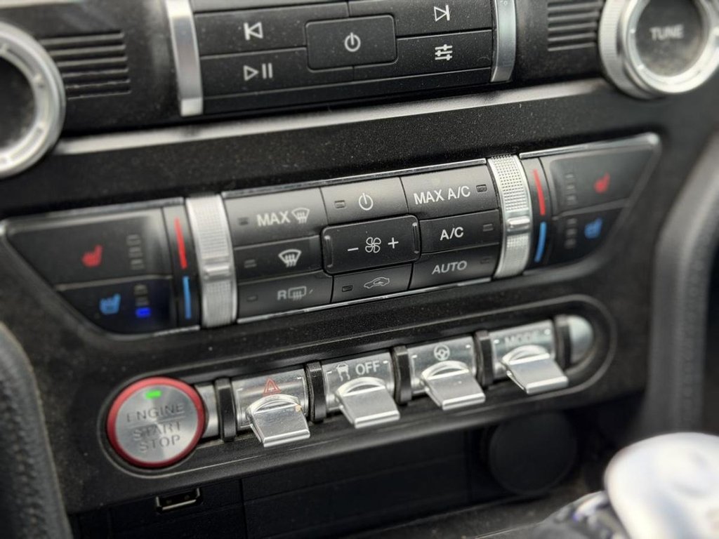 2022 Ford Mustang GT Premium in Terrebonne, Quebec - 16 - w1024h768px
