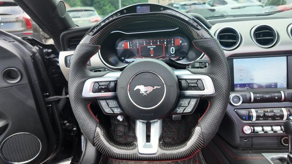 2022 Ford Mustang GT Premium in Terrebonne, Quebec - 10 - w1024h768px