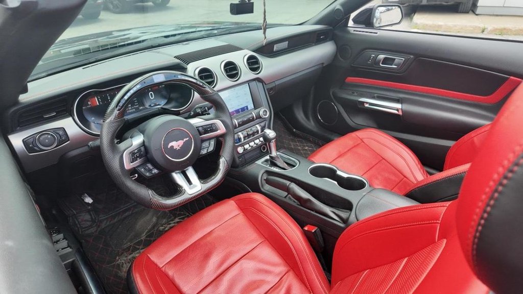 2022 Ford Mustang GT Premium in Terrebonne, Quebec - 9 - w1024h768px