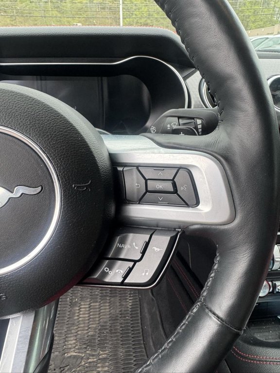 Ford Mustang GT Premium Bas Kilométrage Convertible 2023 à Terrebonne, Québec - 12 - w1024h768px