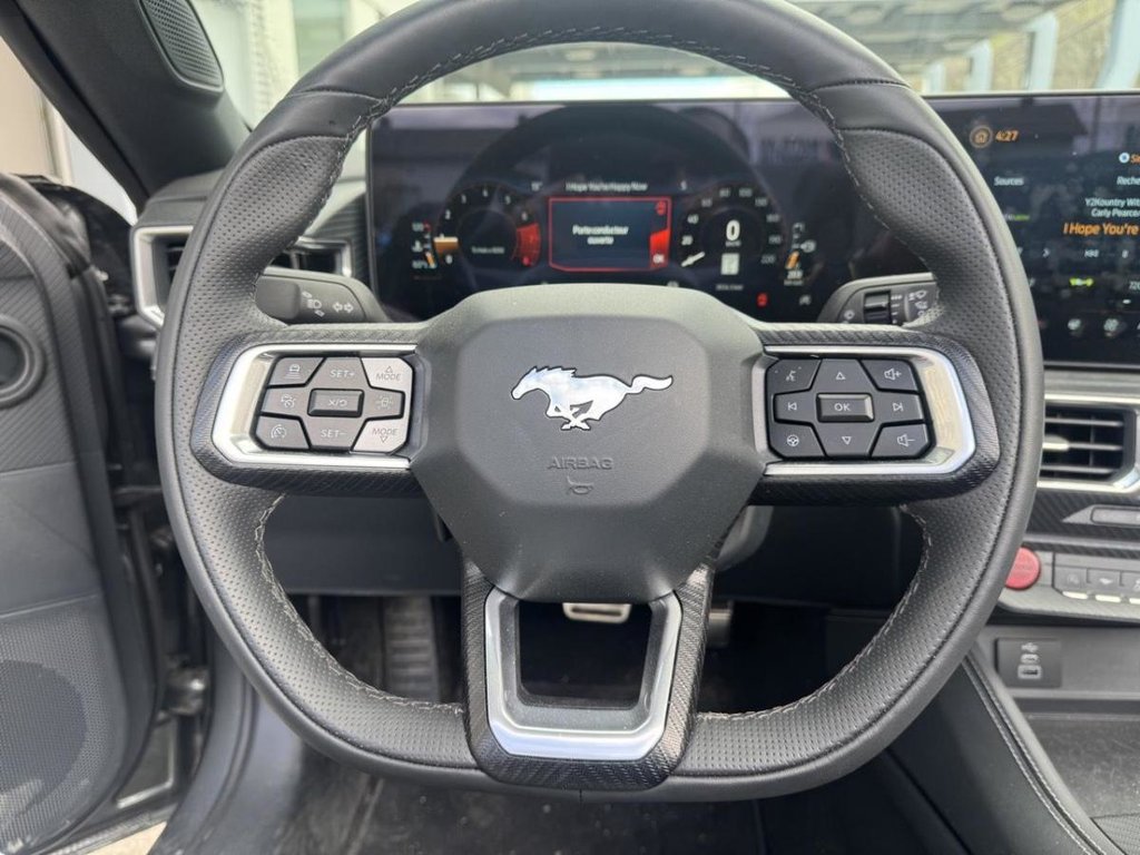 Ford Mustang GT Premium Convertible Bas Kilométrage 2026 à Terrebonne, Québec - 11 - w1024h768px