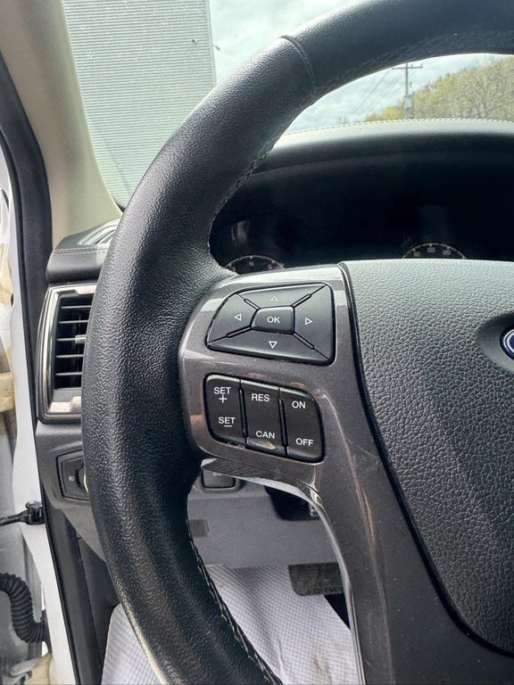 2023 Ford Ranger Lariat Crew Cuir 4x4 Bas Kilométrage in Terrebonne, Quebec - 12 - w1024h768px