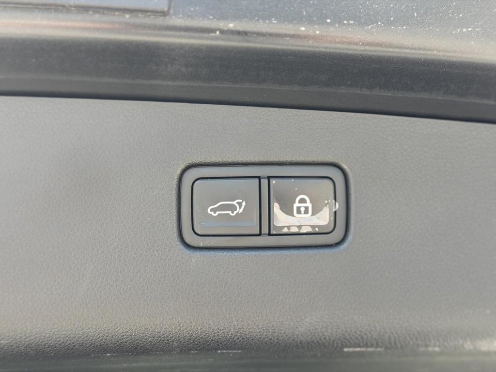 2022 GENESIS GV70 3.5T Sport Plus Intérieur Rouge in Terrebonne, Quebec - 23 - w1024h768px