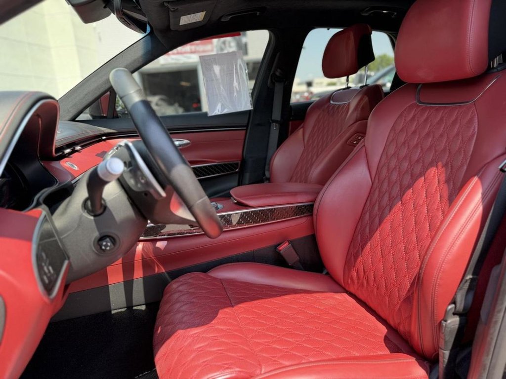 2022 GENESIS GV70 3.5T Sport Plus Intérieur Rouge in Terrebonne, Quebec - 9 - w1024h768px