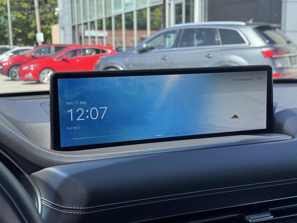 2023 GENESIS GV80 3.5T Prestige AWD Bas Kilométrage in Terrebonne, Quebec - 15 - w1024h768px