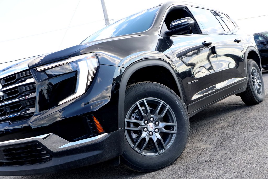 2025 GMC Acadia Elevation in Terrebonne, Quebec - 9 - w1024h768px