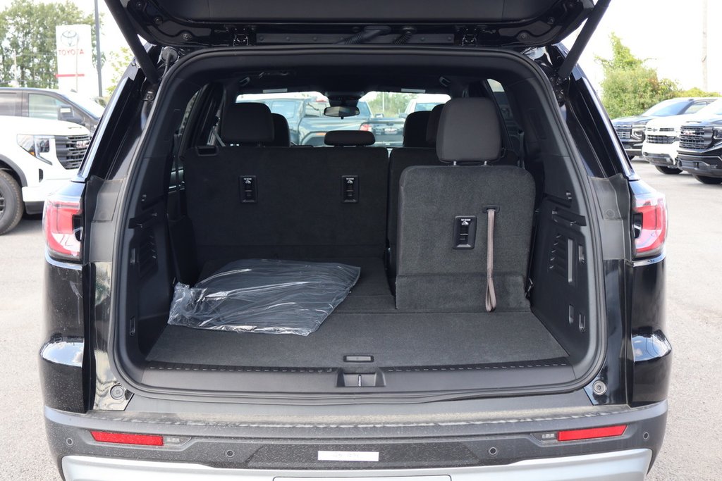 2025 GMC Acadia Elevation in Terrebonne, Quebec - 6 - w1024h768px