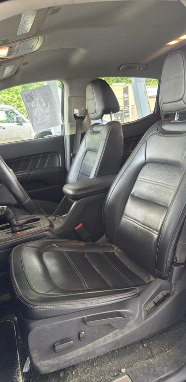 GMC Canyon 4WD Denali Cuir Navigation 2021 à Terrebonne, Québec - 8 - w1024h768px