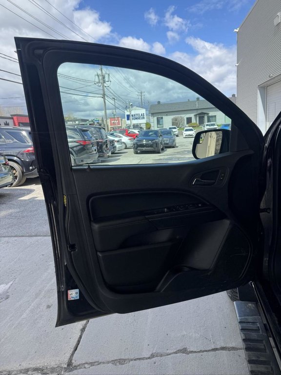 GMC Canyon 4WD AT4 Crew Diesel 2022 à Terrebonne, Québec - 7 - w1024h768px