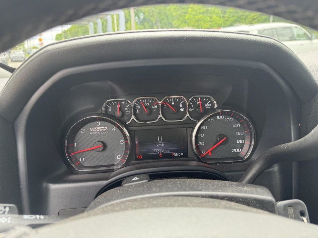 2015 GMC Sierra 1500 SLE Crew Cab Kodiak All Terrain Z71 5.3 in Terrebonne, Quebec - 13 - w1024h768px