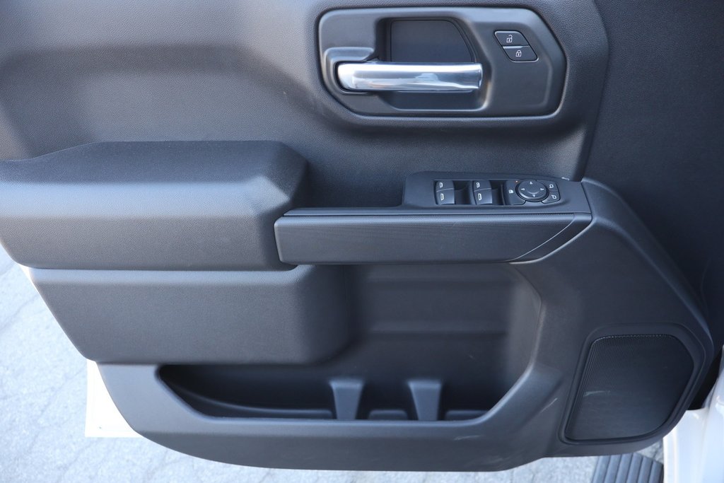 2025 GMC Sierra 1500 PRO in Terrebonne, Quebec - 17 - w1024h768px