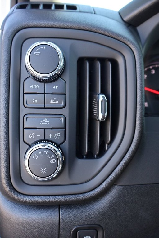 GMC Sierra 1500 PRO 2026 à Terrebonne, Québec - 17 - w1024h768px