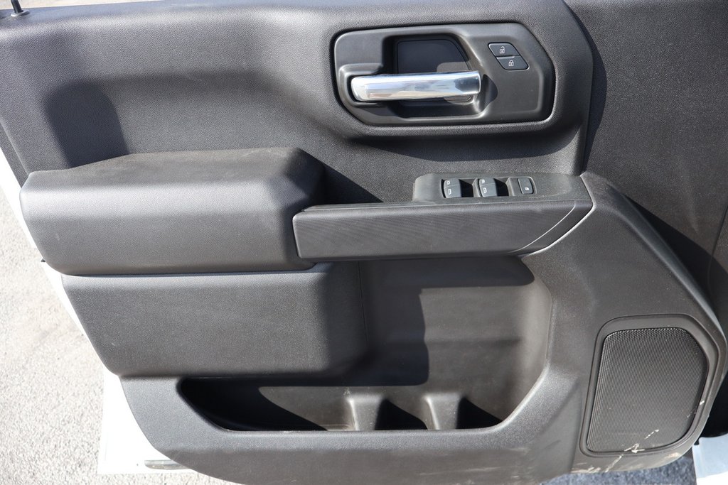 2025 GMC Sierra 2500 HD PRO in Terrebonne, Quebec - 18 - w1024h768px