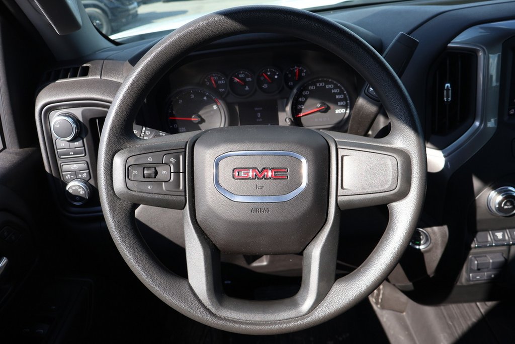 2025 GMC Sierra 2500 HD PRO in Terrebonne, Quebec - 11 - w1024h768px