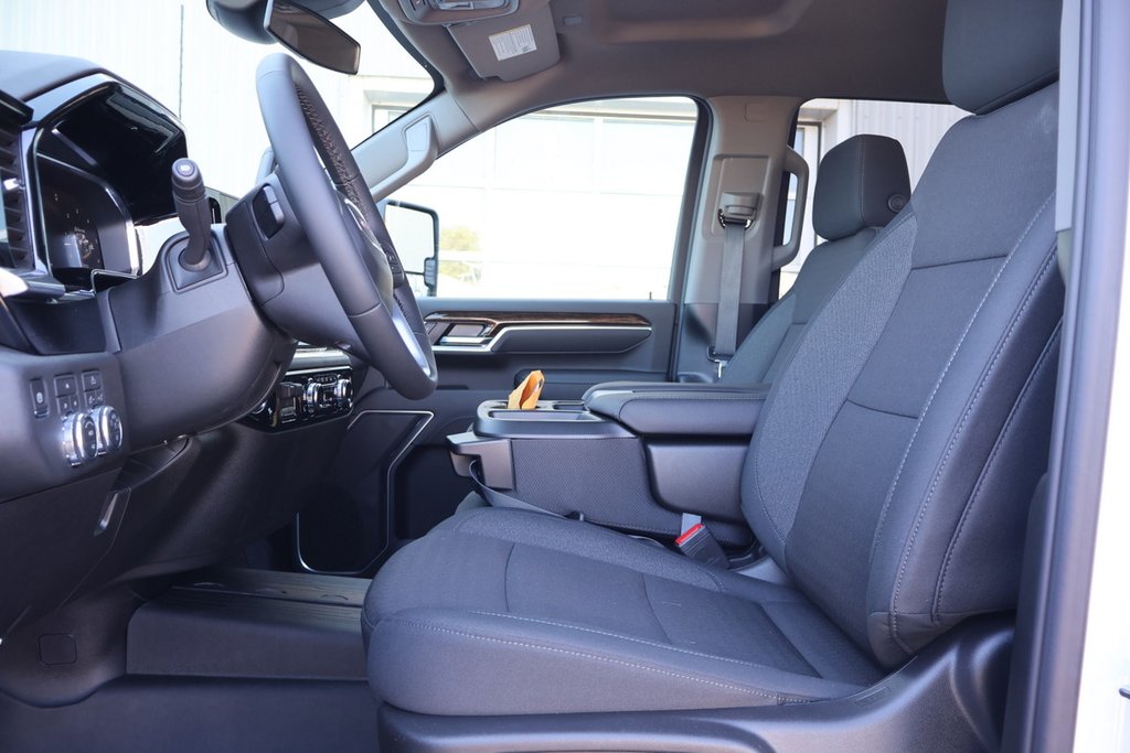 GMC Sierra 2500 HD SLE 2026 à Terrebonne, Québec - 7 - w1024h768px