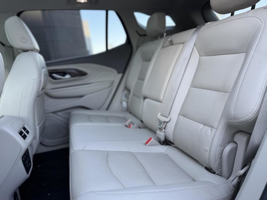 GMC Terrain Denali Cuir Toit Panoramique Bas Kiométrage 2020 à Terrebonne, Québec - 20 - w1024h768px