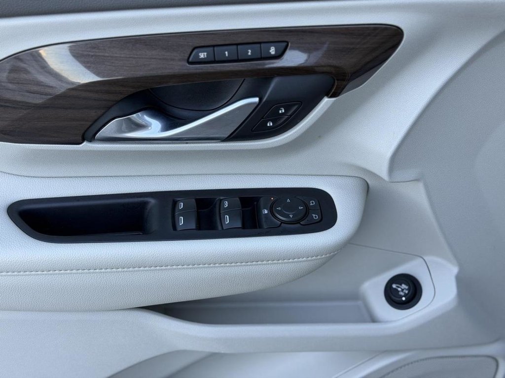 GMC Terrain Denali Cuir Toit Panoramique Bas Kiométrage 2020 à Terrebonne, Québec - 7 - w1024h768px