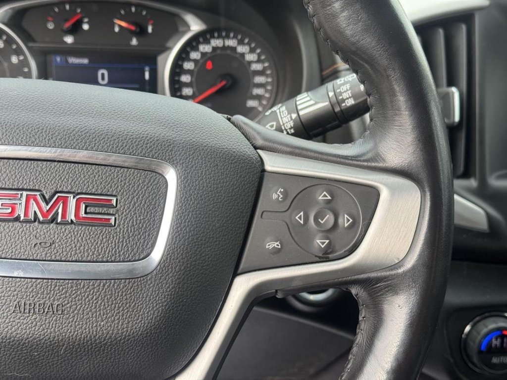 GMC Terrain SLE Elevation AWD Bas Kilométrage 2021 à Terrebonne, Québec - 12 - w1024h768px