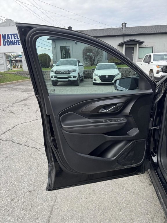 2023 GMC Terrain SLE Elevation AWD in Terrebonne, Quebec - 7 - w1024h768px