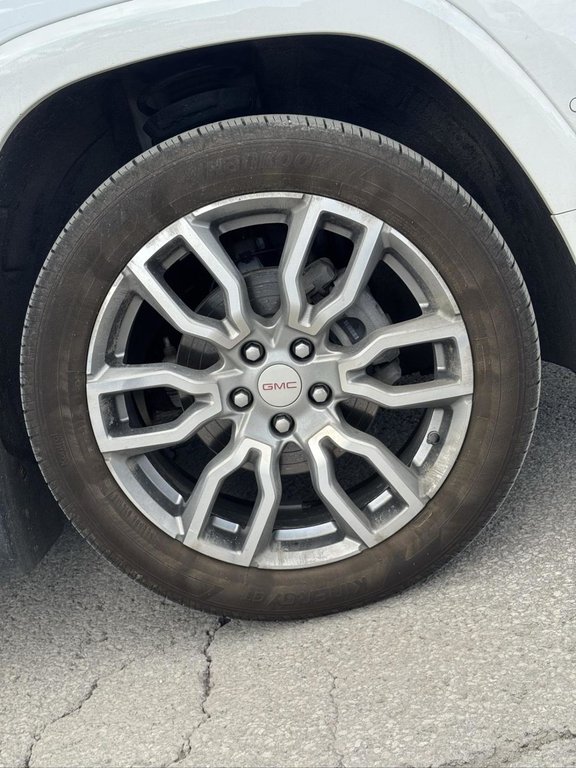 2023 GMC Terrain 3GKALXEG9PL158591 in Terrebonne, Quebec - 18 - w1024h768px