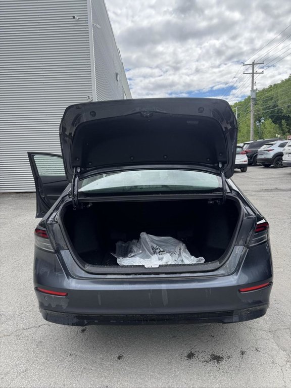 2024 Honda Accord Hybrid Touring Cuir  Toit Ouvrant in Terrebonne, Quebec - 15 - w1024h768px