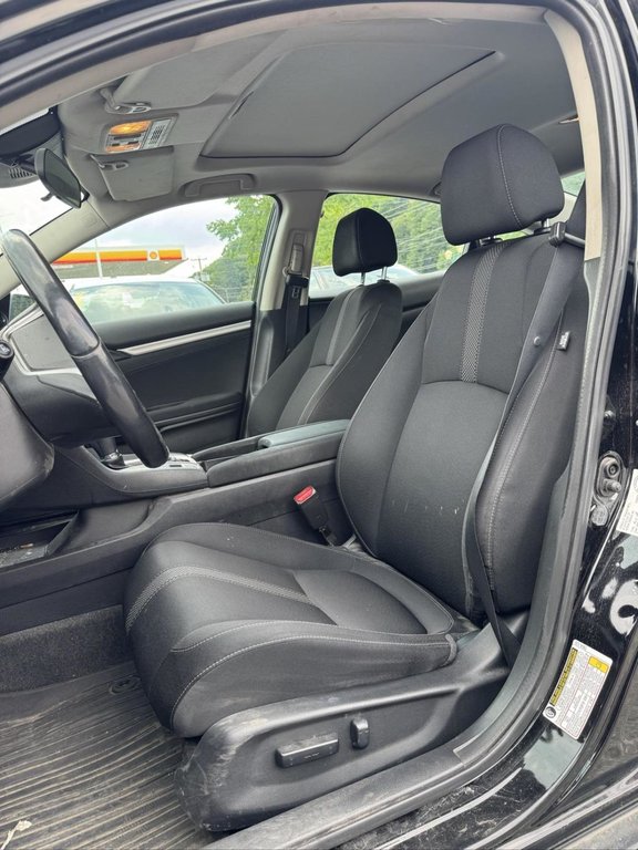 2019 Honda Civic EX Toit Ouvrant in Terrebonne, Quebec - 8 - w1024h768px