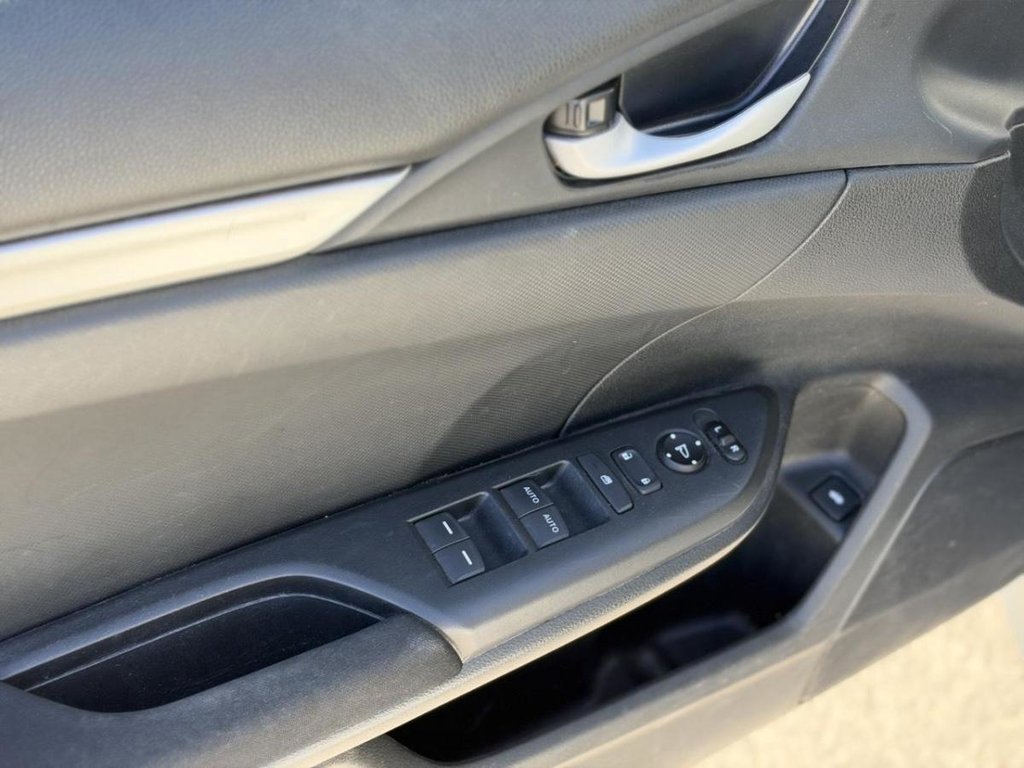 2020 Honda CIVIC LX Caméra De Recul Bas Kilométrage in Terrebonne, Quebec - 7 - w1024h768px