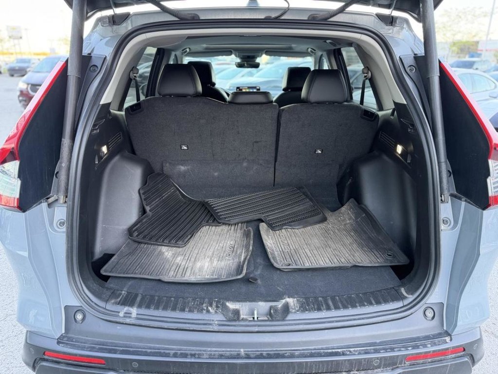 Honda CR-V EX-L AWD bas Kilométrage Cuir 2023 à Terrebonne, Québec - 22 - w1024h768px