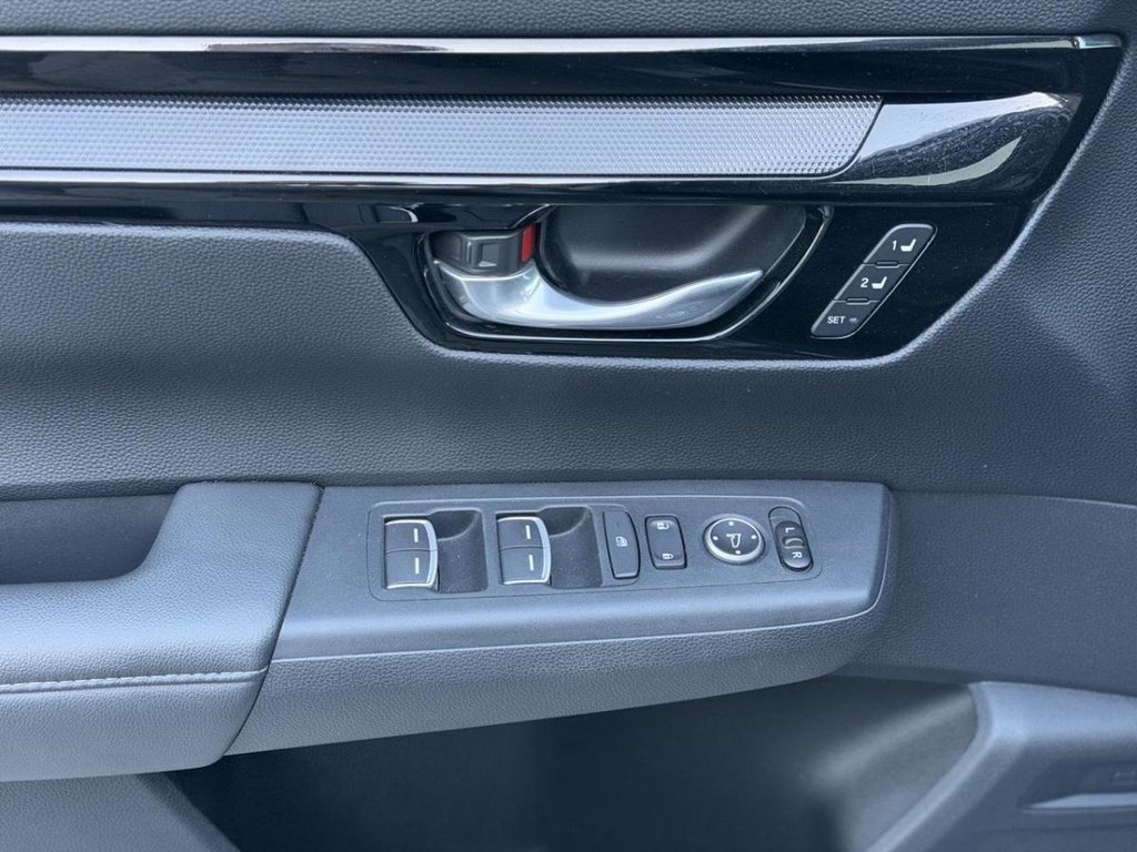 Honda CR-V EX-L AWD bas Kilométrage Cuir 2023 à Terrebonne, Québec - 7 - w1024h768px