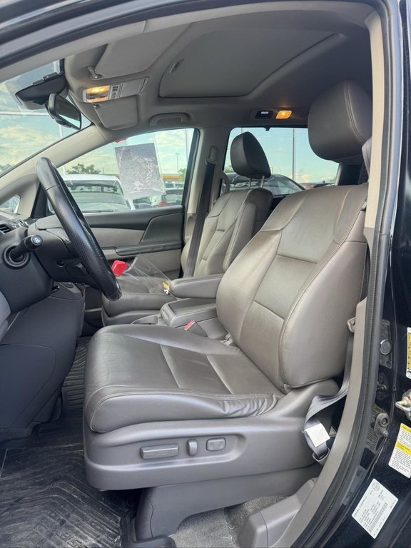 2017 Honda Odyssey EX-L Toit Ouvrant in Terrebonne, Quebec - 8 - w1024h768px