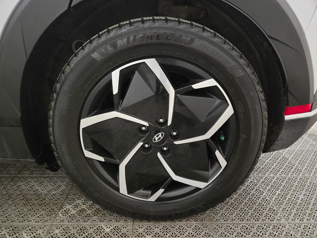 2022 Hyundai Ioniq 5 Preferred AWD Navigation in Terrebonne, Quebec - 23 - w1024h768px