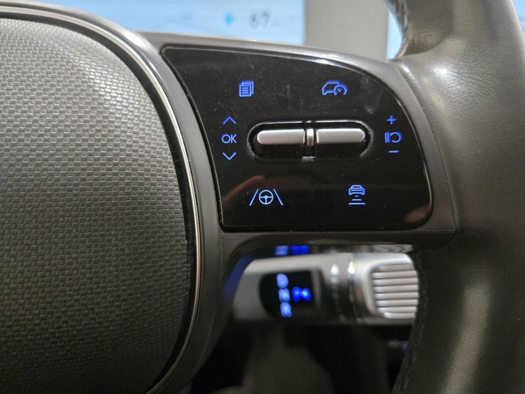2022 Hyundai Ioniq 5 Preferred AWD Navigation in Terrebonne, Quebec - 11 - w1024h768px