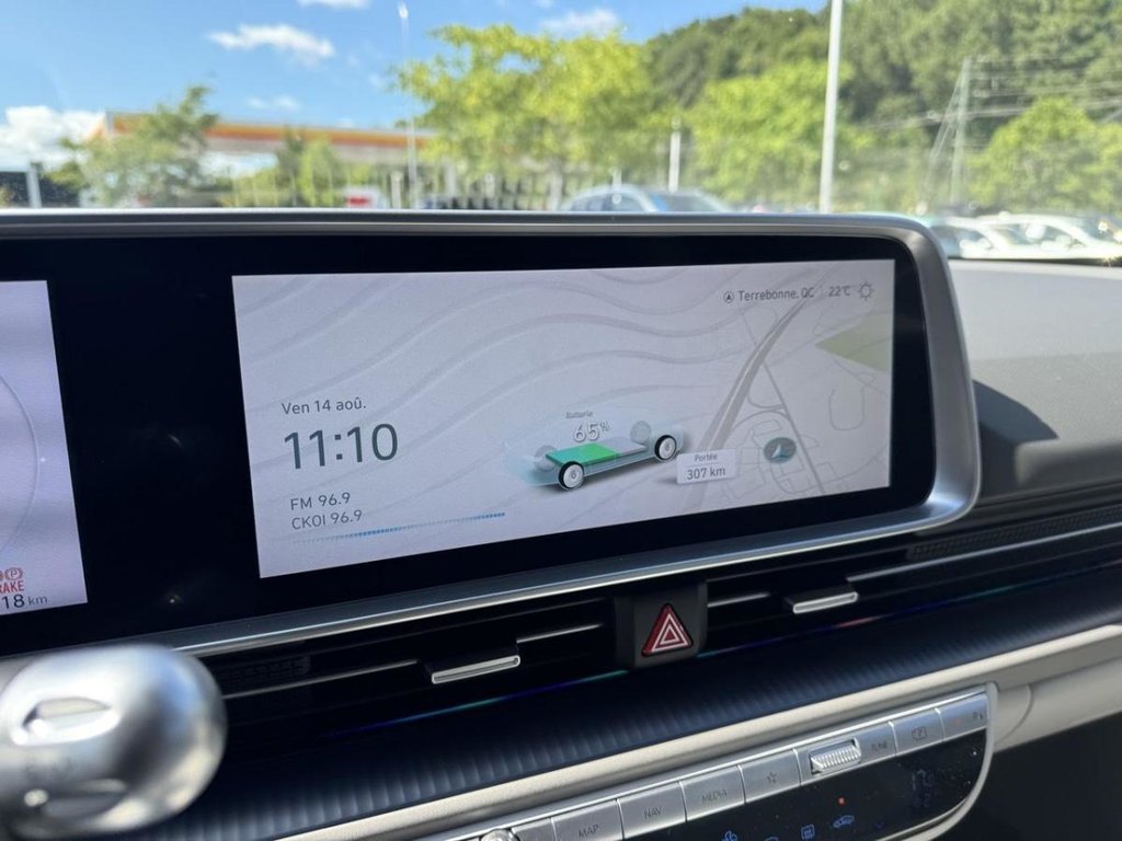 2024 Hyundai IONIQ 6 Preferred Ultimate Long Range AWD in Terrebonne, Quebec - 15 - w1024h768px