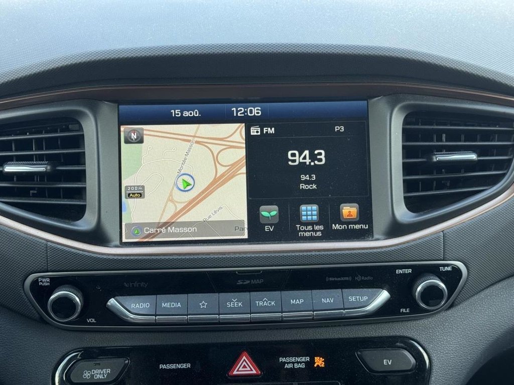 2019 Hyundai Ioniq Electric Preferred Navigation in Terrebonne, Quebec - 14 - w1024h768px