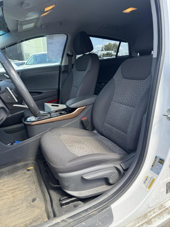 2019 Hyundai Ioniq Electric Preferred Navigation in Terrebonne, Quebec - 8 - w1024h768px
